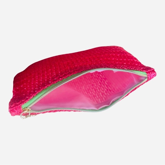 Ipsy vibrant hot pink make up glam bag March 2025 zipper plastic fabric - Picture 3 of 7